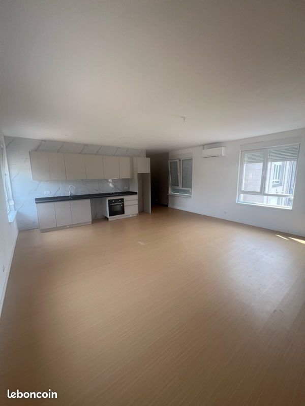 Appartement à louer, 75m², Crespin