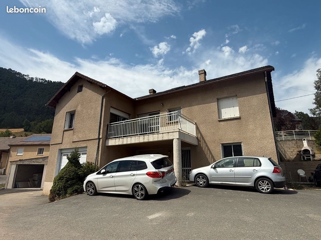 Maison à louer, 171m², Saint-Bauzile