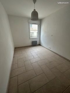 Appartement à louer, 45m², Saint-Étienne