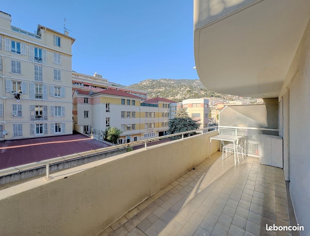 Appartement à louer, 33m², Beausoleil