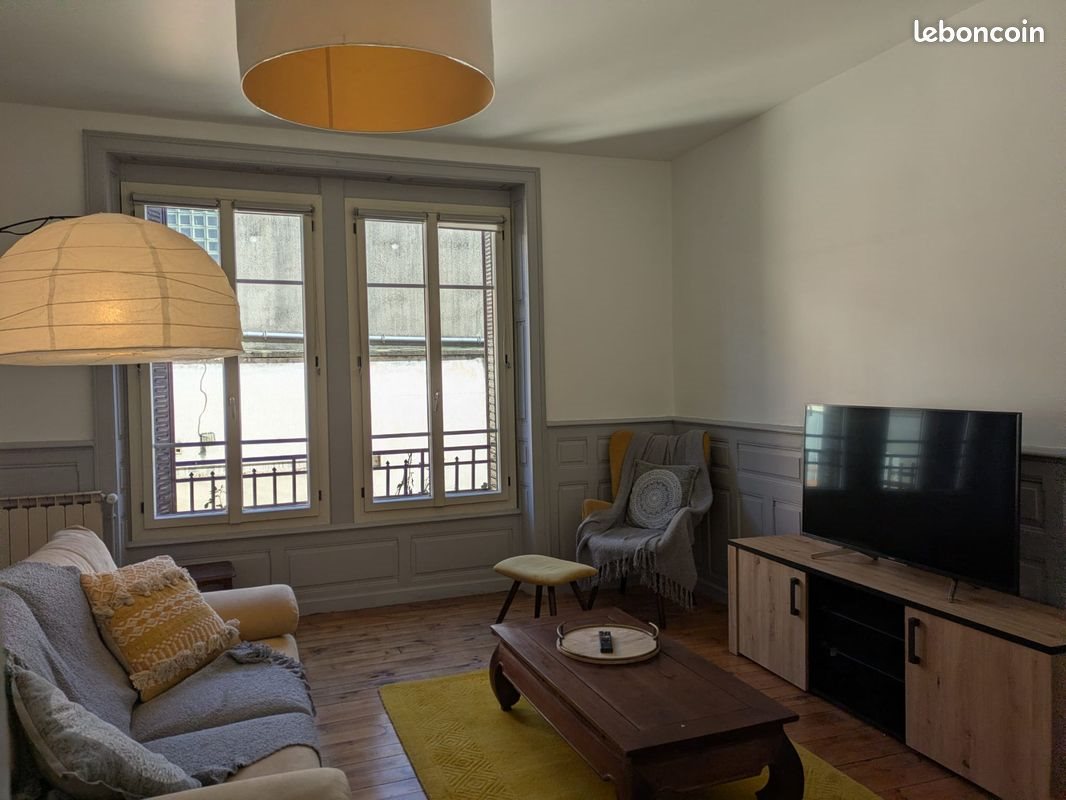 Appartement à louer, 79m², Aurillac