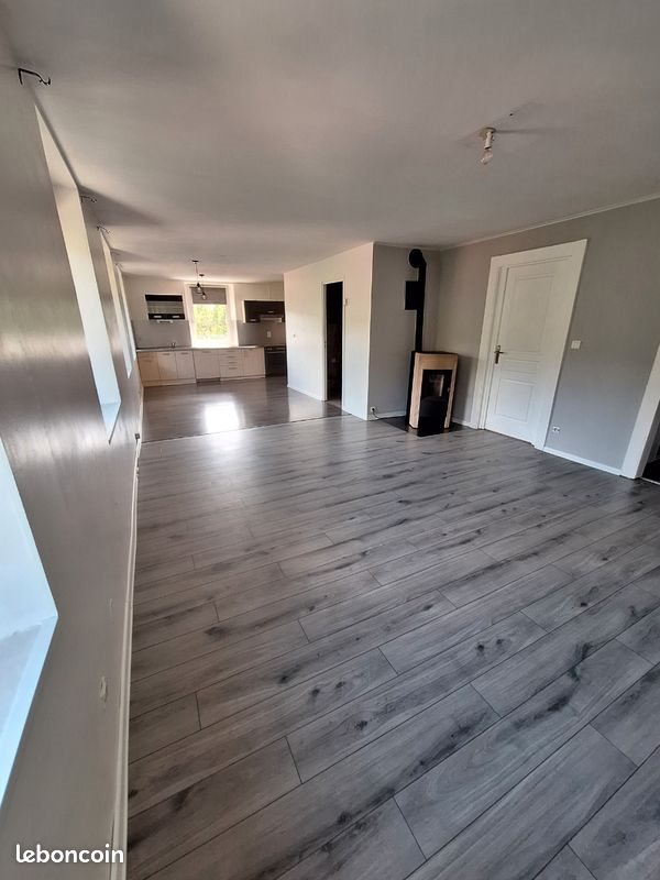 Appartement à louer, 90m², Fournets-Luisans