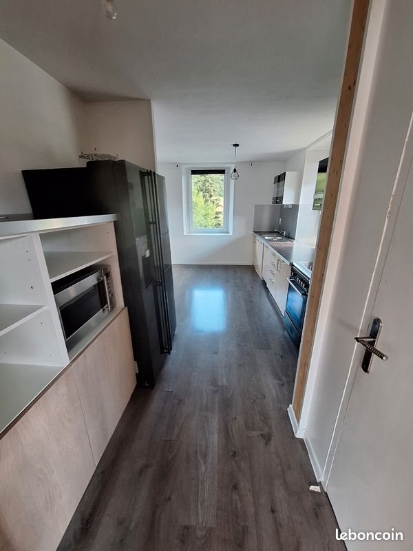 Appartement à louer, 90m², Fournets-Luisans