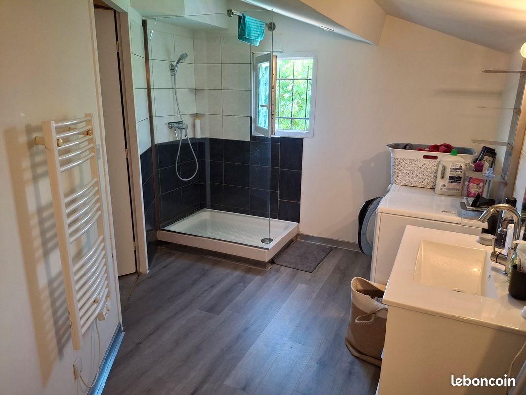 Appartement à louer, 44m², Rousson
