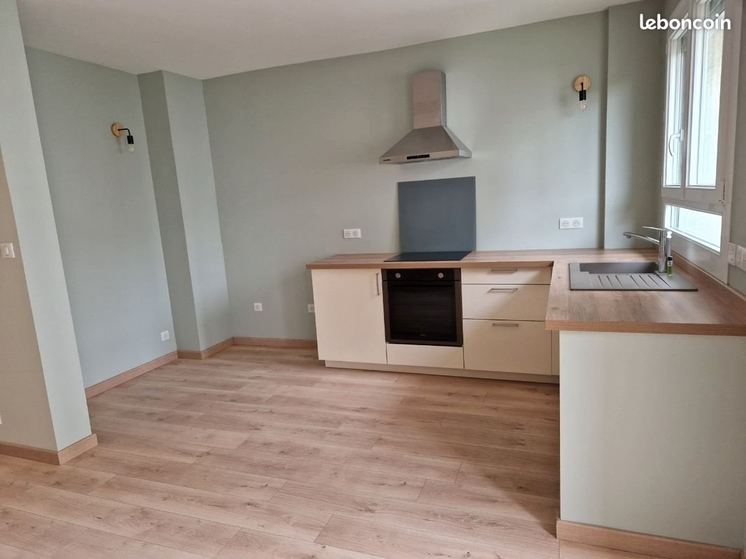 Appartement à louer, 83m², Parthenay