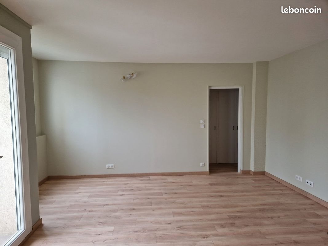Appartement à louer, 83m², Parthenay