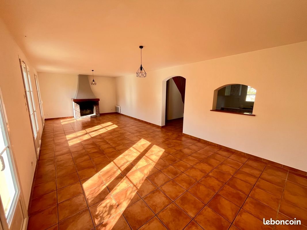 Maison à vendre, 118m², Noailles