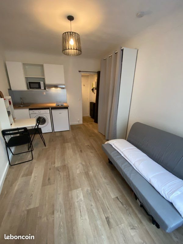 Appartement à louer, 18m², Paris 20ème