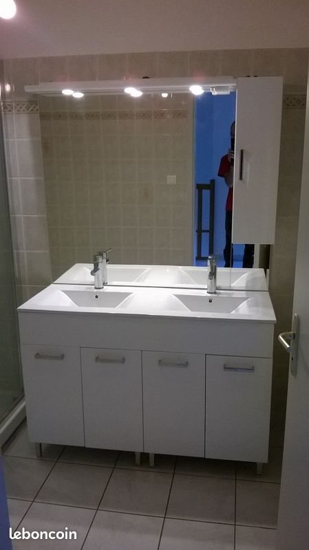 Appartement à louer, 72m², Aubenas