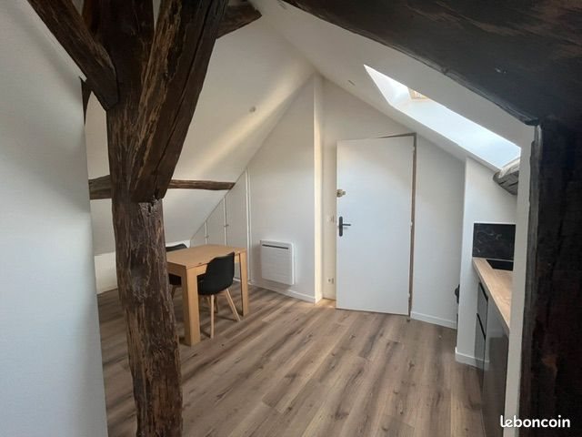 Appartement à louer, 21m², Villejust