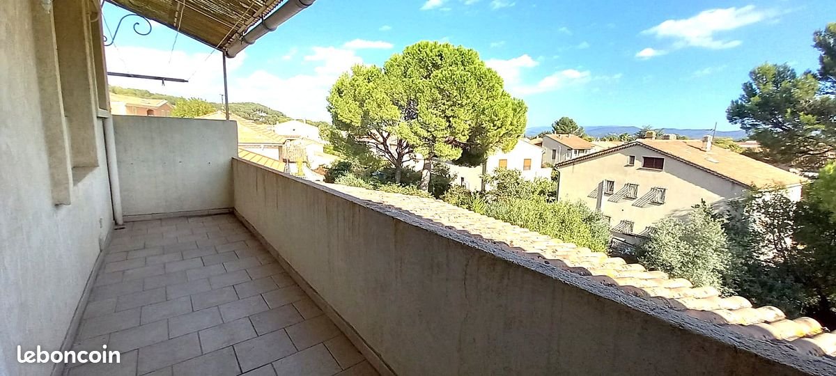 Appartement à vendre, 70m², Cuers