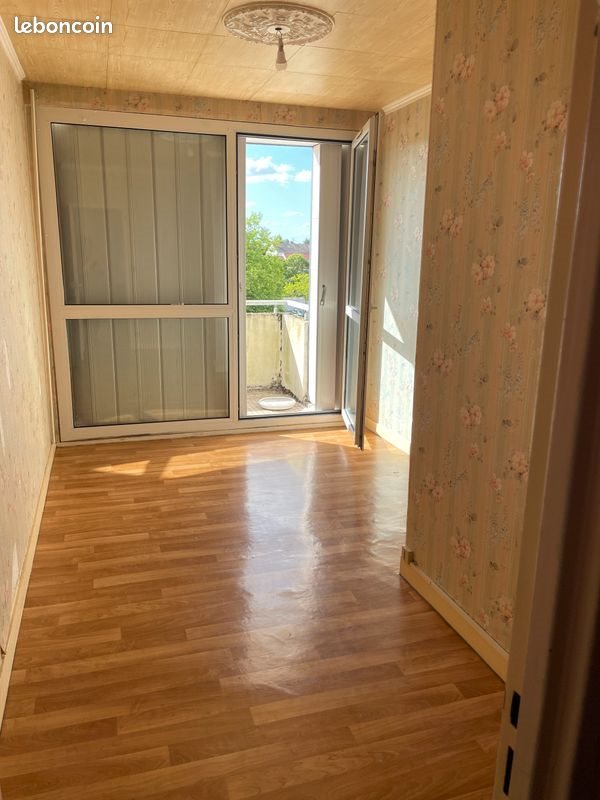 Appartement à louer, 65m², Châteaudun