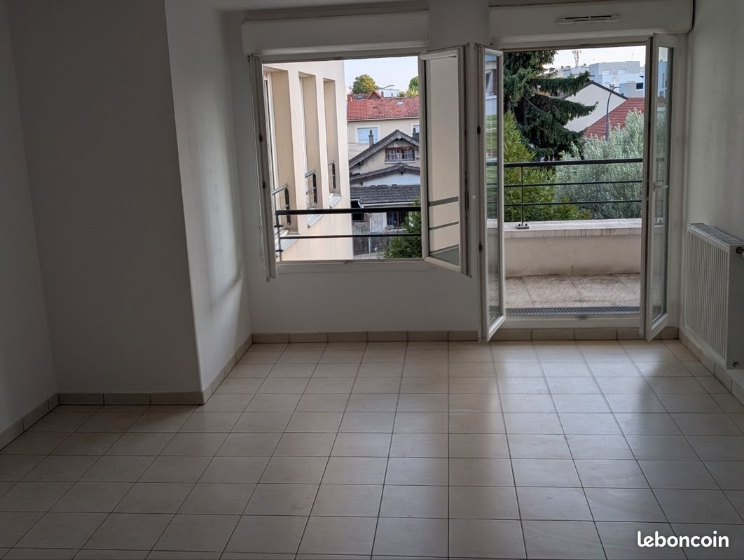 Appartement à louer, 43m², Drancy