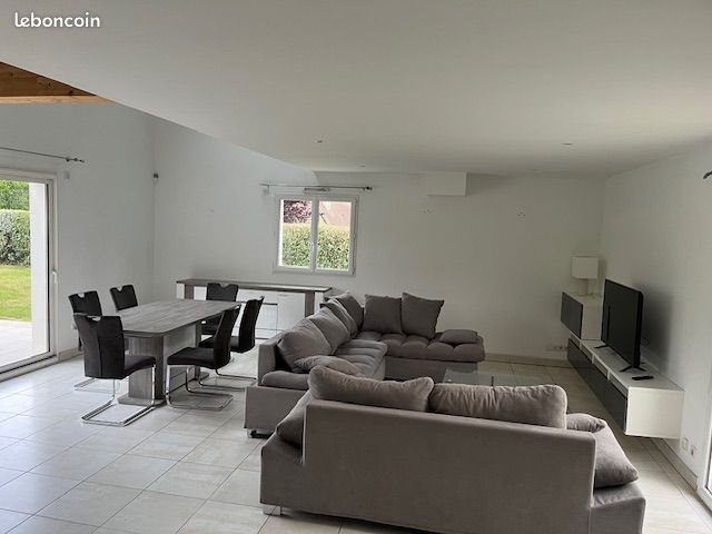 Maison à louer, 230m², Fontaine-la-Mallet
