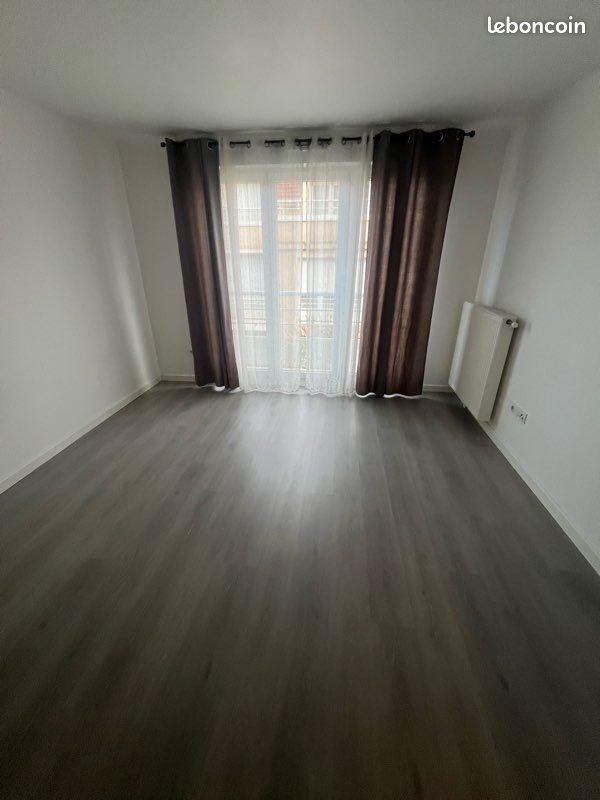 Appartement à louer, 41m², Mennecy