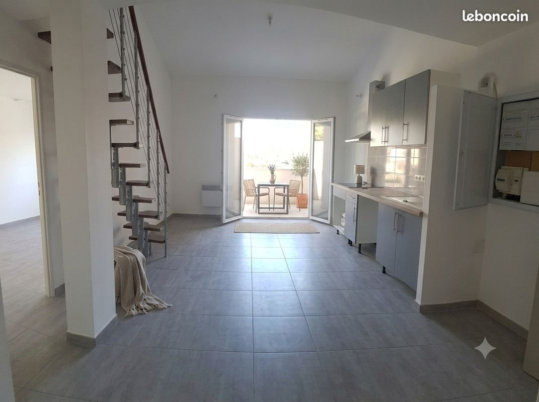 Appartement à louer, 57m², Garéoult