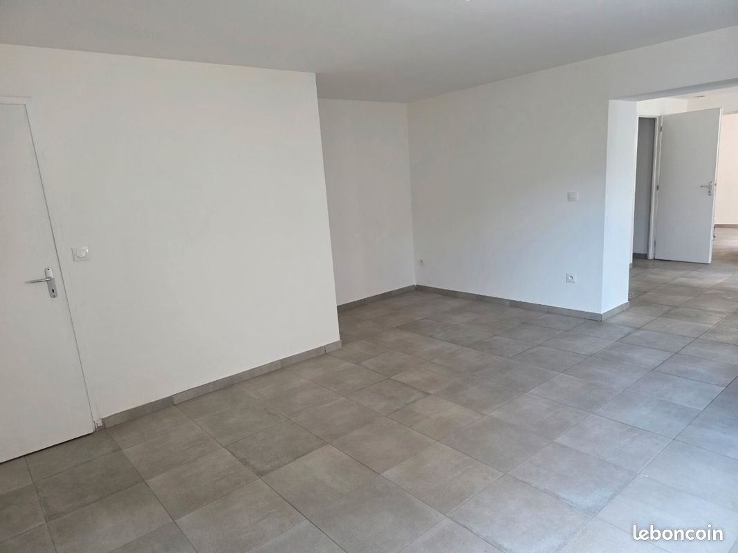 Maison à louer, 79m², Neuville-sur-Escaut