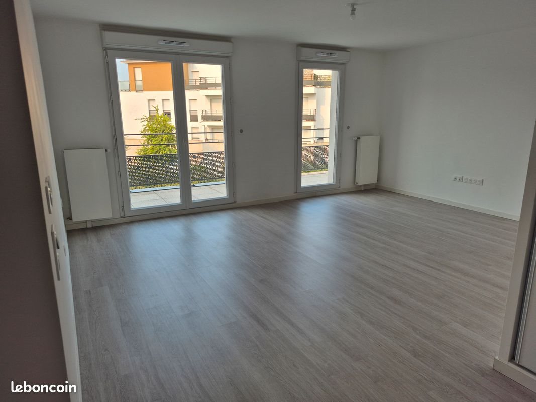 Appartement à louer, 73m², Elancourt