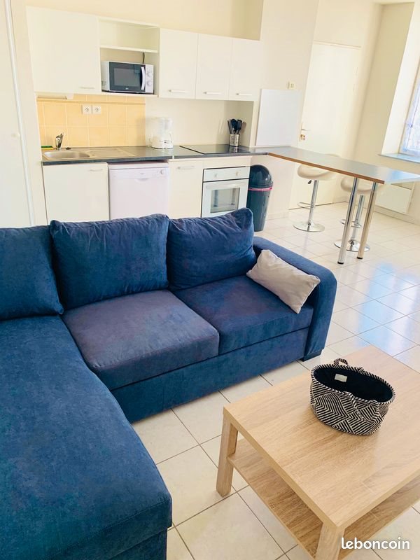 Appartement à louer, 45m², Pont-Saint-Esprit