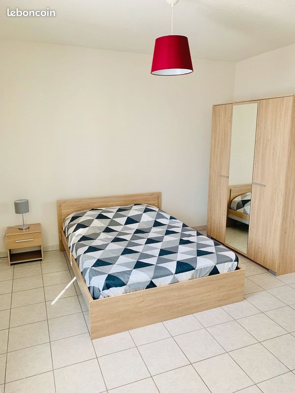 Appartement à louer, 45m², Pont-Saint-Esprit