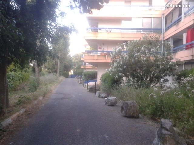 Appartement à louer, 25m², Nîmes