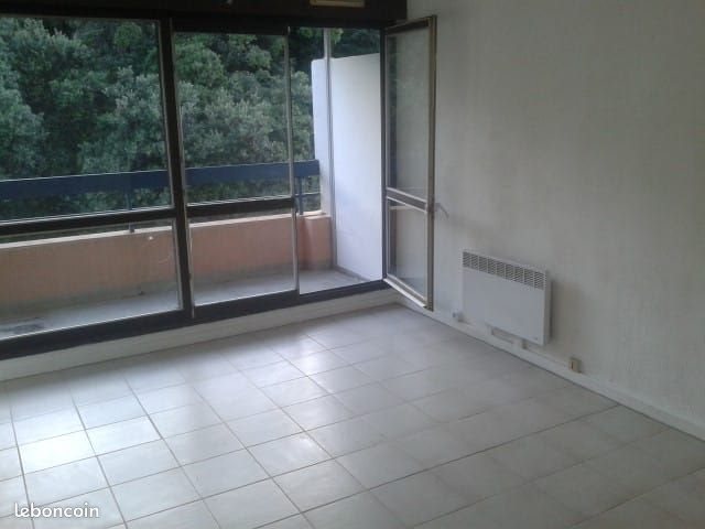 Appartement à louer, 25m², Nîmes