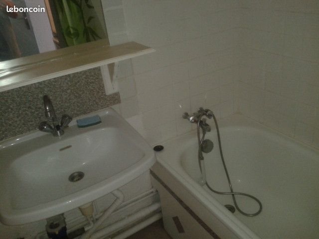 Appartement à louer, 25m², Nîmes