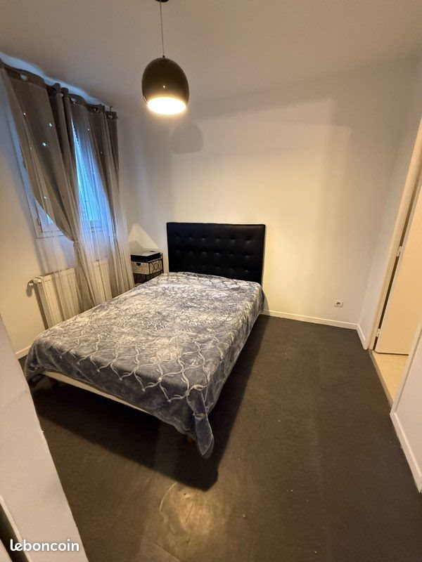 Appartement à louer, 35m², Vaulx-en-Velin