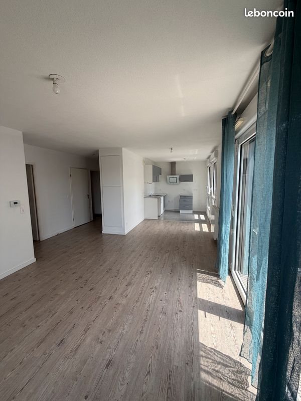 Appartement à louer, 65m², Bordeaux