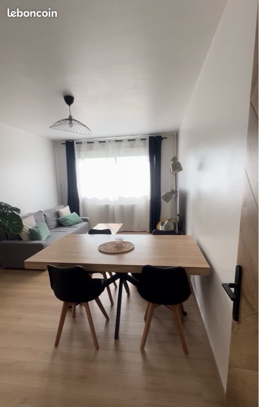 Appartement à louer, 49m², Saint-Priest