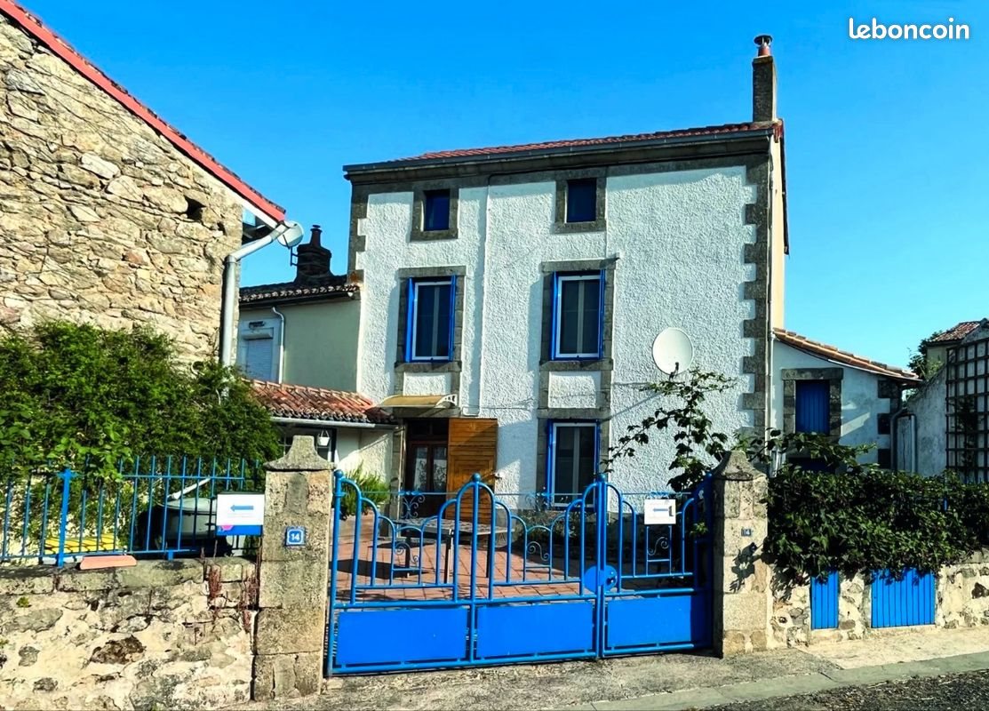 Maison à louer, 126m², Gourgé