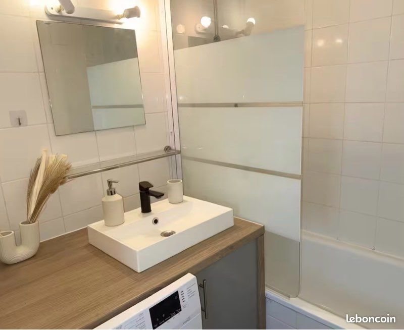 Appartement à louer, 65m², Puteaux