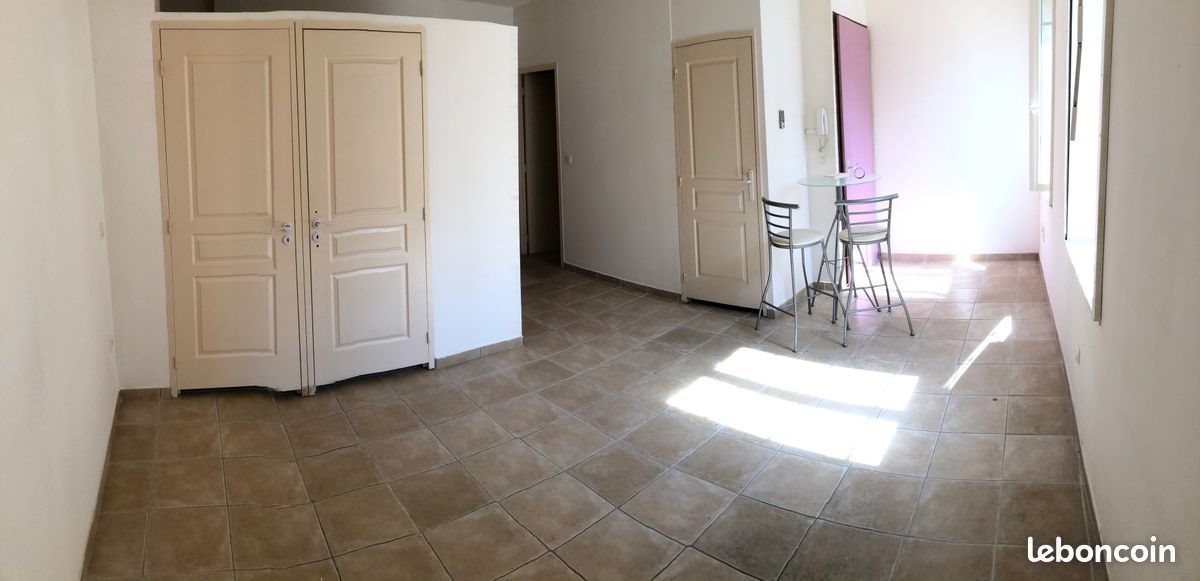Appartement à louer, 25m², Pont-Saint-Esprit