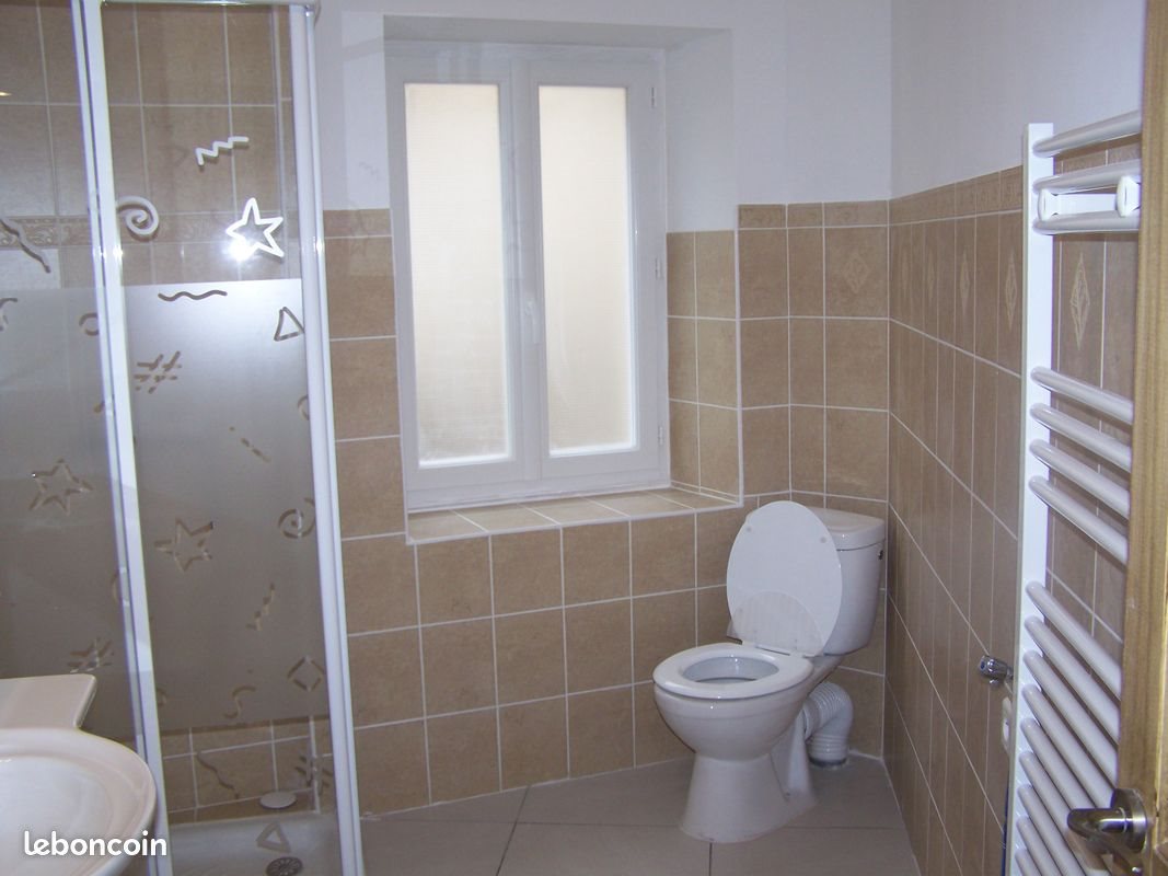 Appartement à louer, 74m², Millau