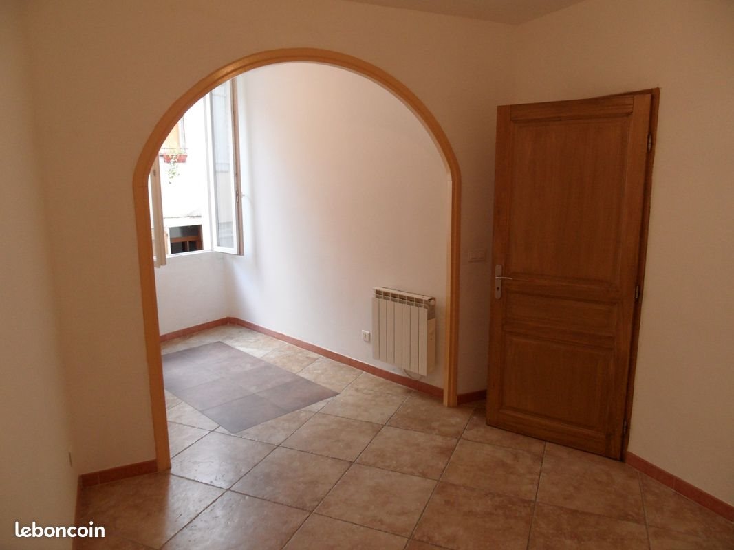 Appartement à louer, 74m², Millau