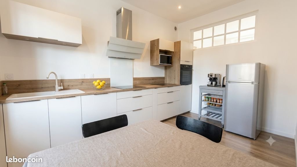 Appartement à louer, 63m², Poncin