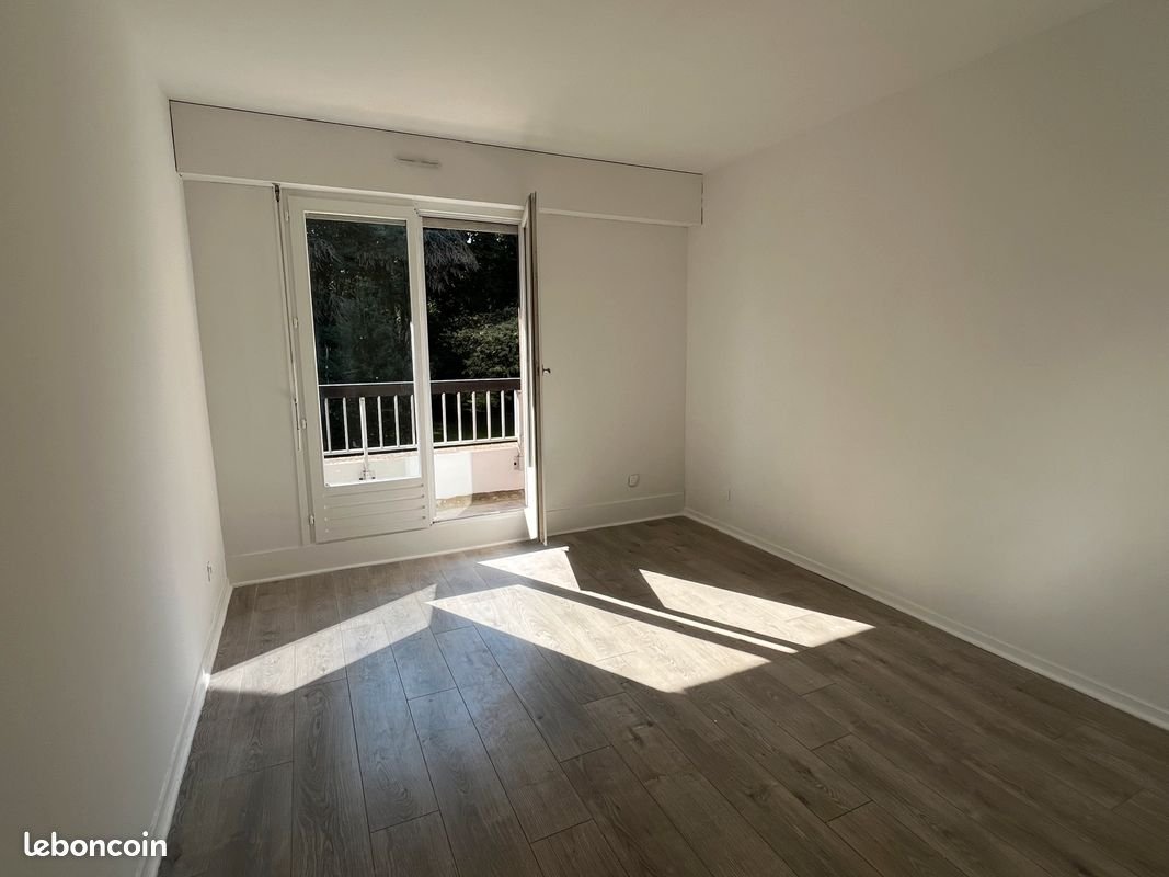 Appartement à louer, 55m², Loos