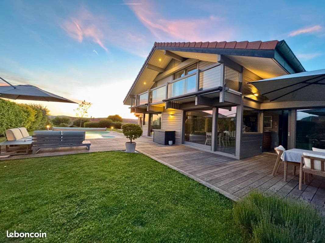 Maison à vendre, 181m², Villaz