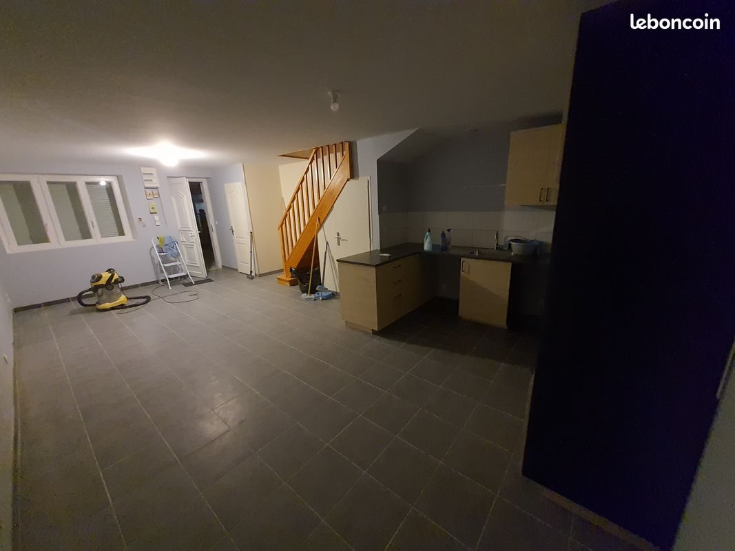 Maison à louer, 63m², Foëcy