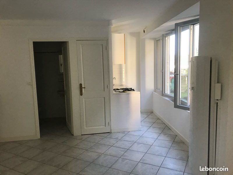 Appartement à louer, 25m², Arbois
