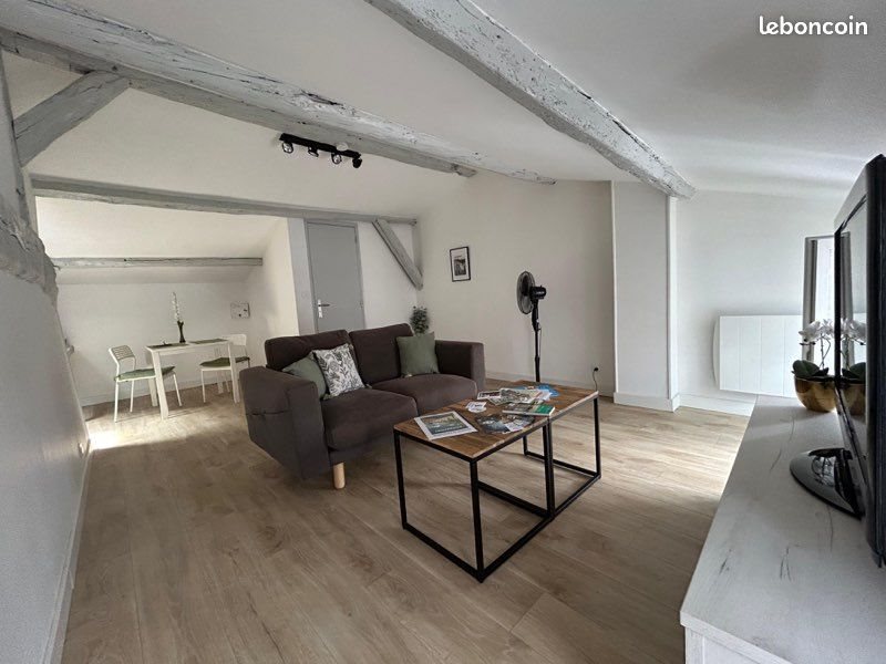 Appartement à louer, 34m², Rochefort