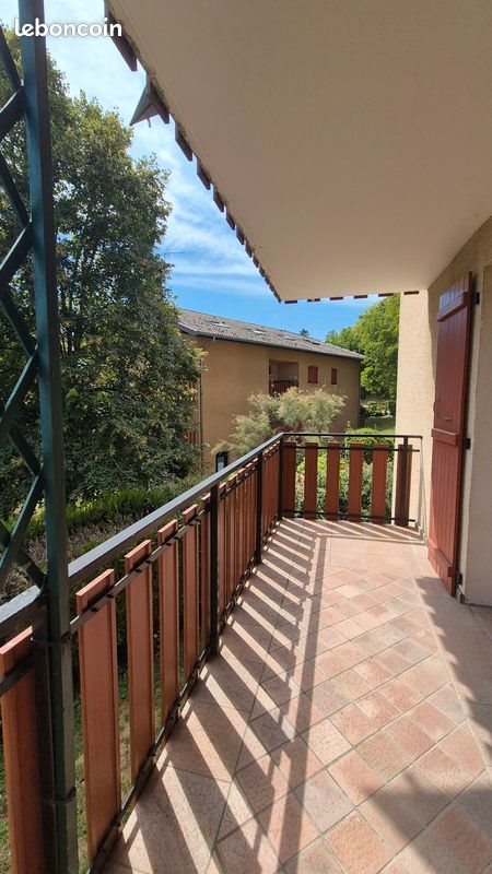 Appartement à louer, 72m², Gex