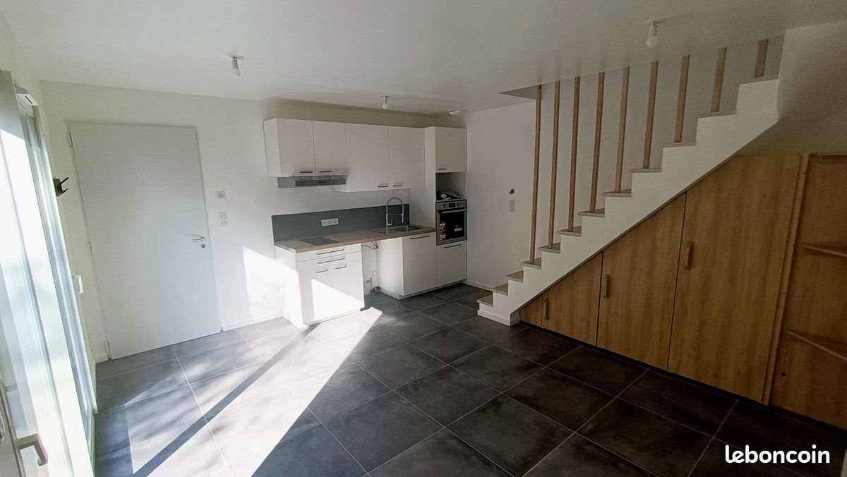 Appartement à louer, 40m², Seillons-Source-d'Argens