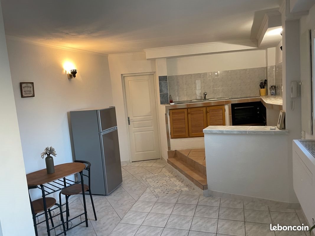 Appartement à louer, 45m², Aimargues