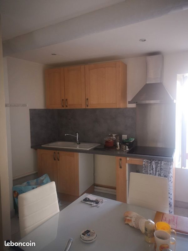 Appartement à louer, 80m², Mollégès