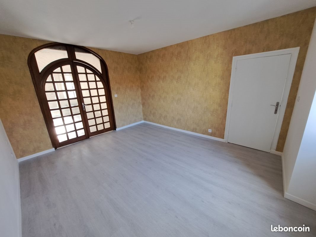 Appartement à louer, 42m², Decazeville