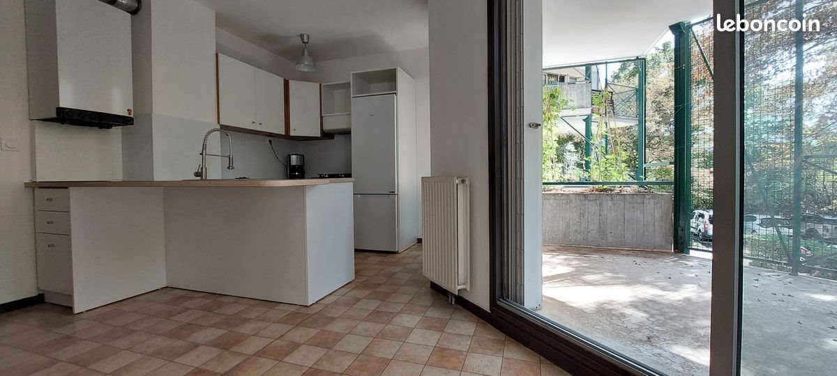 Appartement à louer, 85m², Meylan