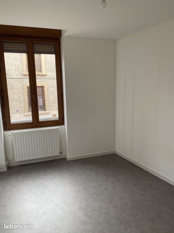 Appartement à louer, 42m², Saint-Just-Saint-Rambert