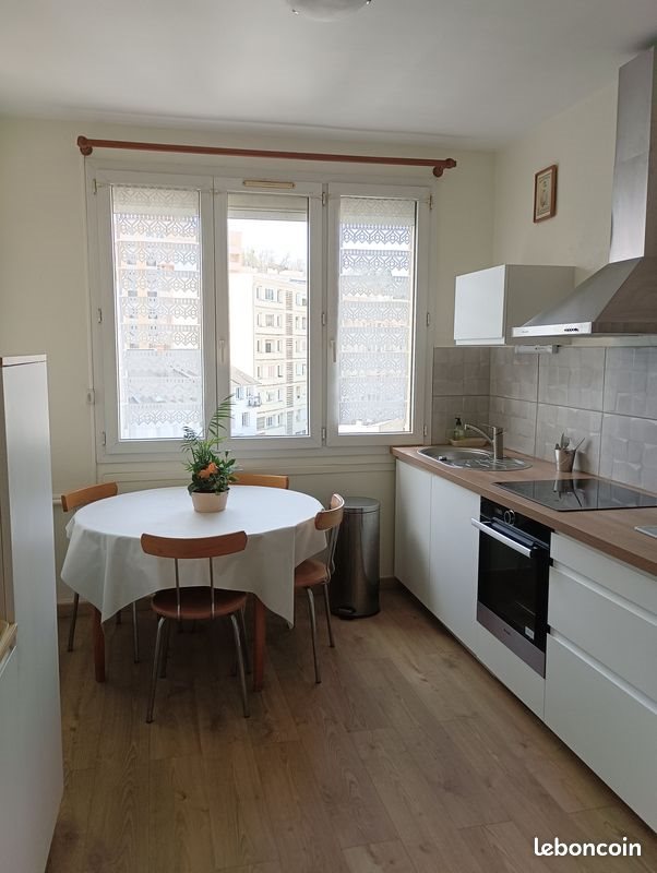 Appartement à louer, 83m², Saint-Étienne