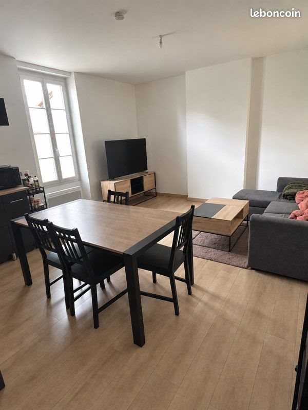 Appartement à louer, 45m², Saint-Justin